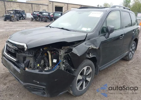 2018 Subaru Forester 2.5I Premium z USA, uszkodzony, nr VIN JF2SJAGC6JH615216